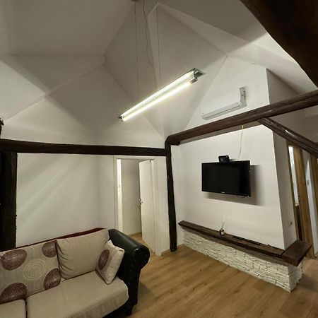Apartman Buzanova Lejlighed Zagreb Eksteriør billede